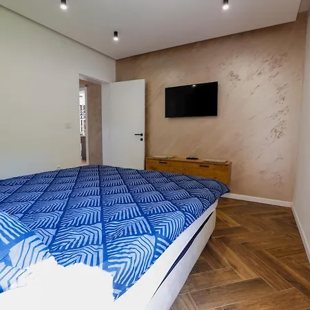 Vikendica Diamond One