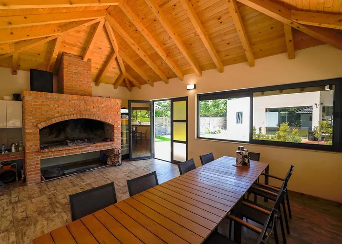 Diamond One Vikendica